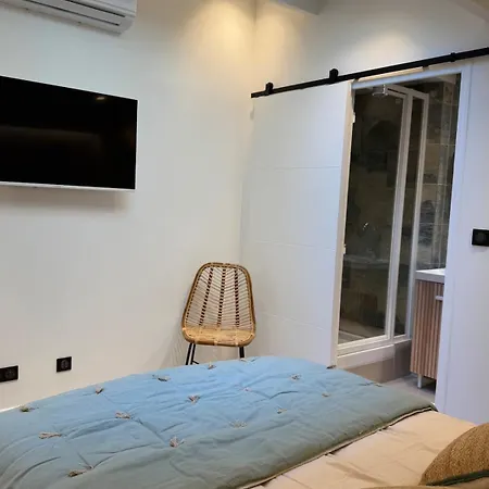 Cosy Climatise A 50m Du Port Emplacement Exceptionnel * لا سيوتا